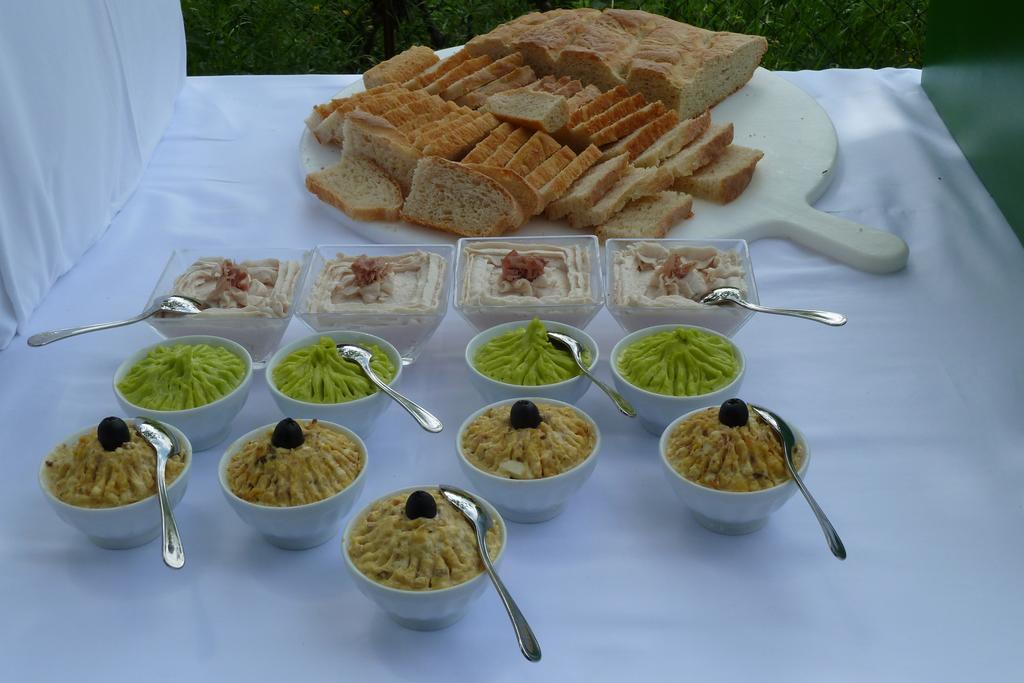 فيلا Carpenetoفي Agriturismo Ristorante Albachiara المظهر الخارجي الصورة
