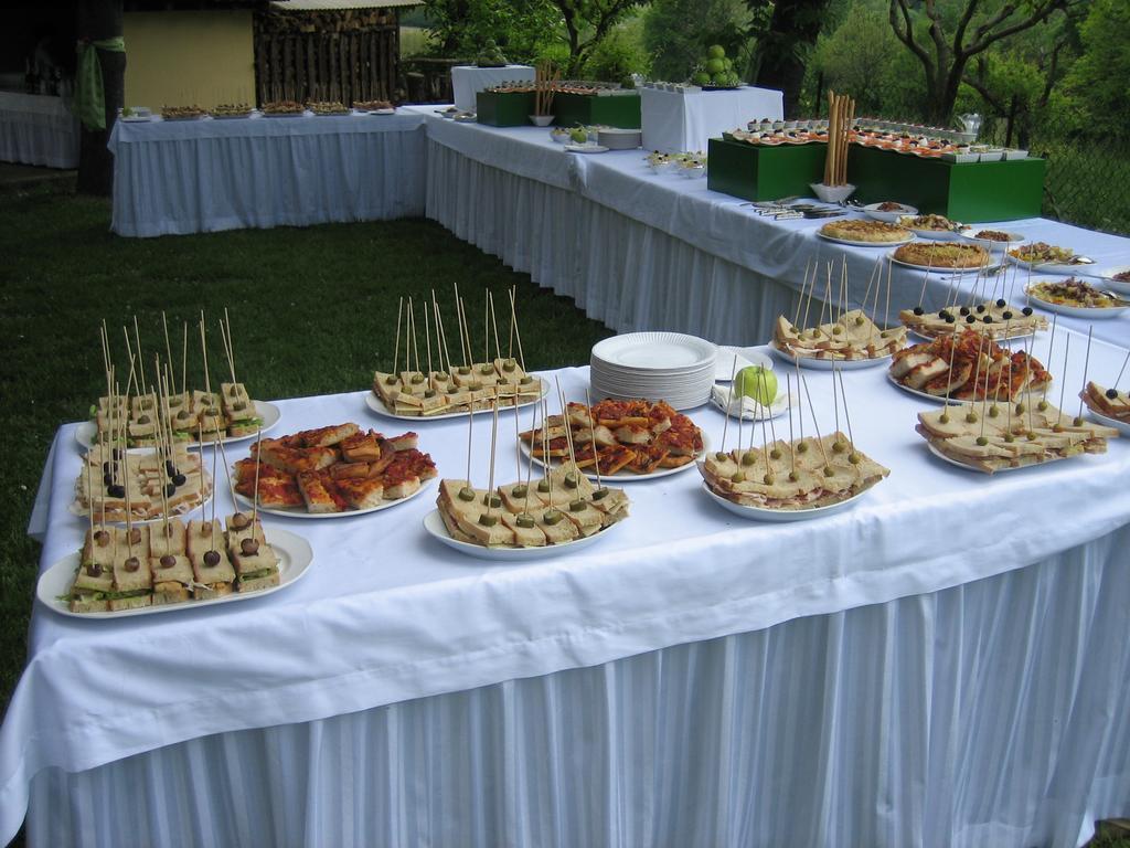 فيلا Carpenetoفي Agriturismo Ristorante Albachiara المظهر الخارجي الصورة
